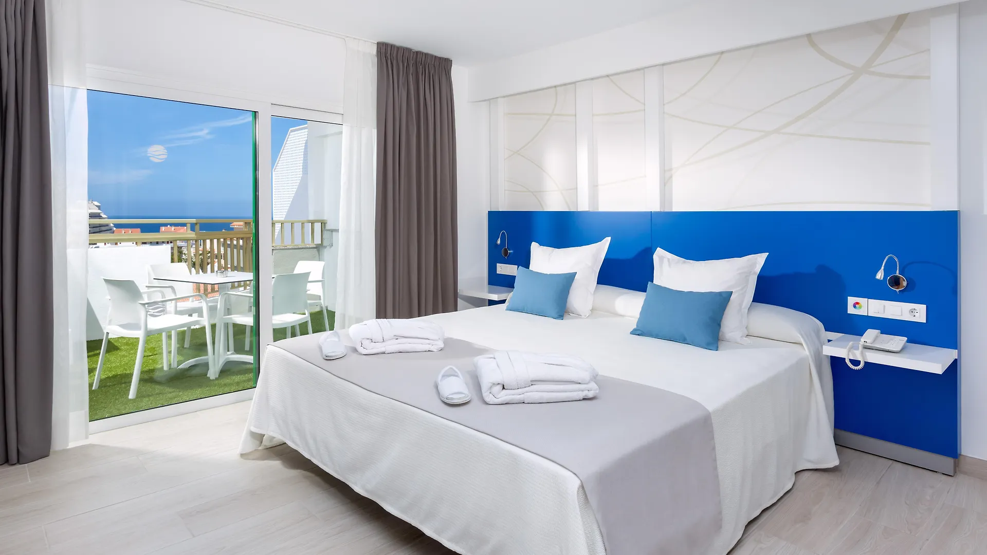 *** Apartahotel Playaolid All Inclusive Costa Adeje  España