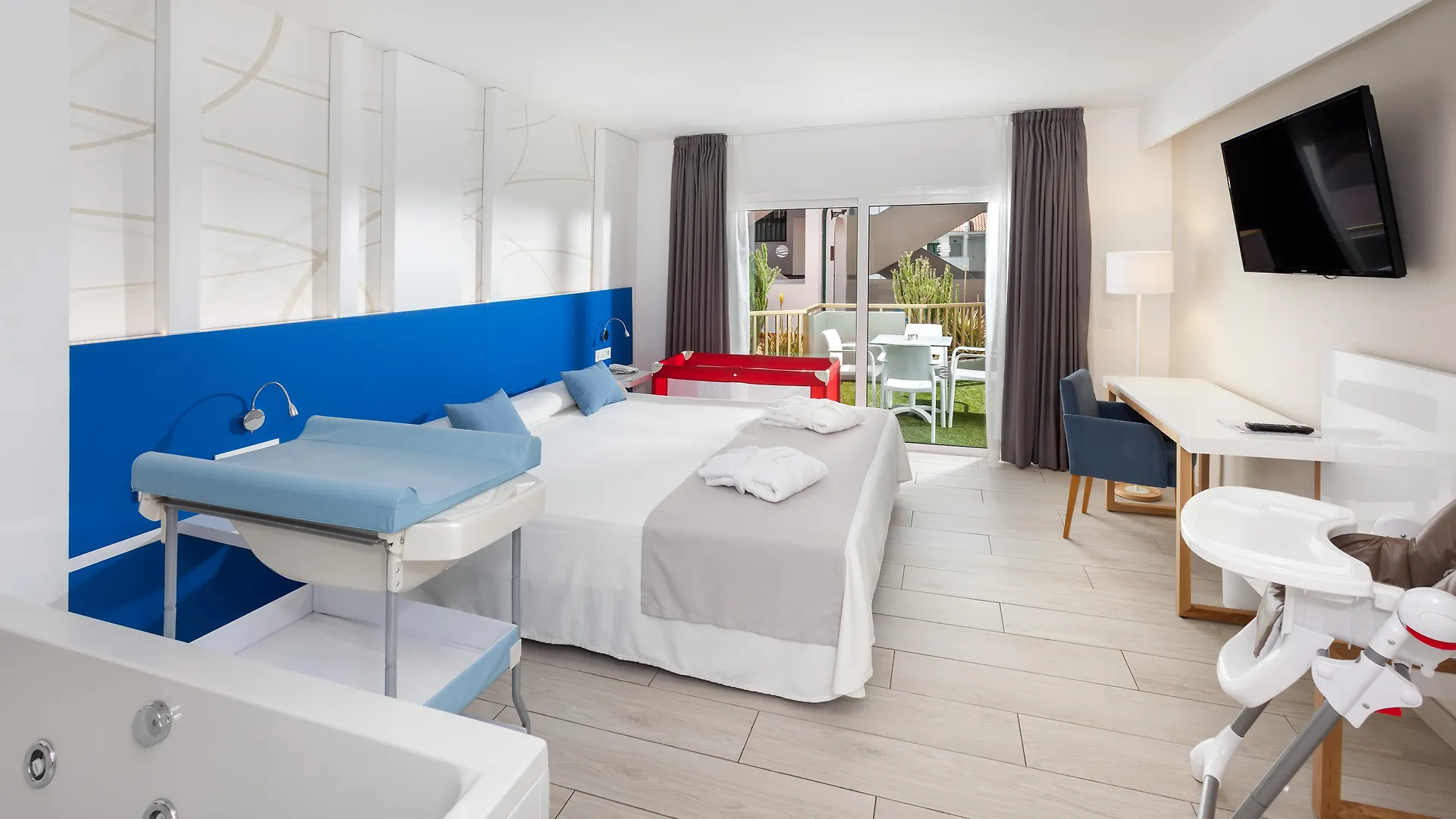 *** Ξενοδοχείο με διαμερίσματα Playaolid All Inclusive Costa Adeje  Ισπανία